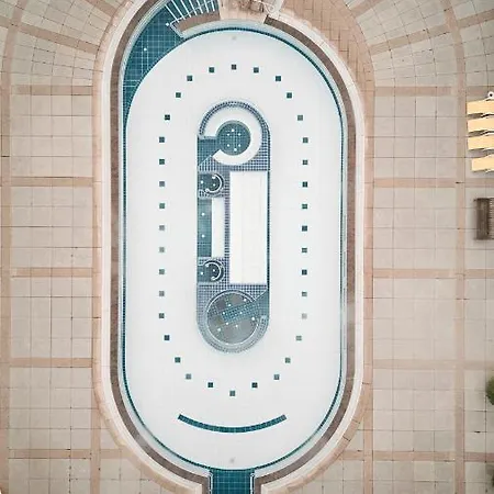 Otel Nouri 5*