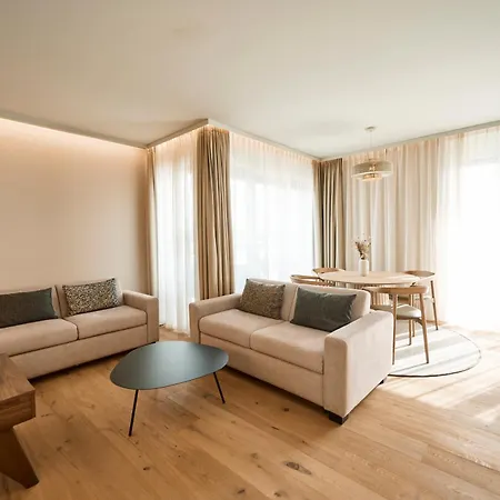 Nouri Hotel 5*
