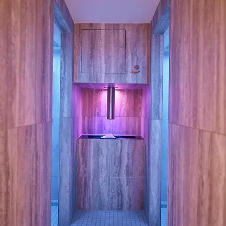 Nouri Otel 5*